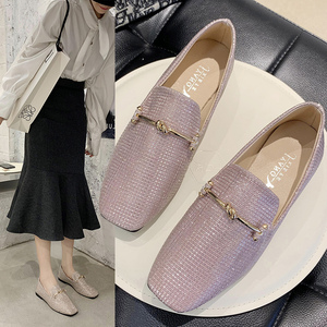 水钻满天星金属扣浅口低跟鞋