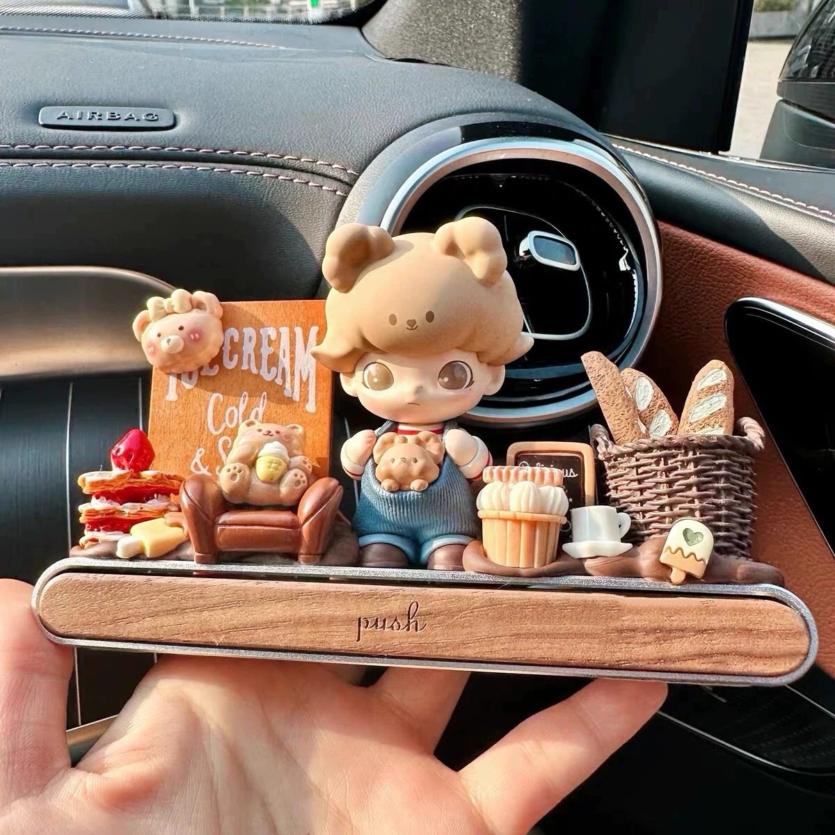 泡泡玛特dimoo临时停车号码牌车载装饰品汽车挪车电话摆件中控台