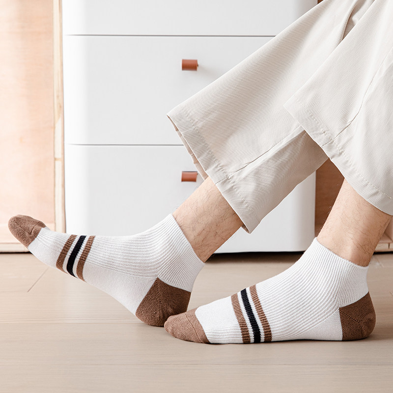 Four seasons socks men's socks cotton socks spring and summer ins tide Korea cute Japanese fashion all-match student socks