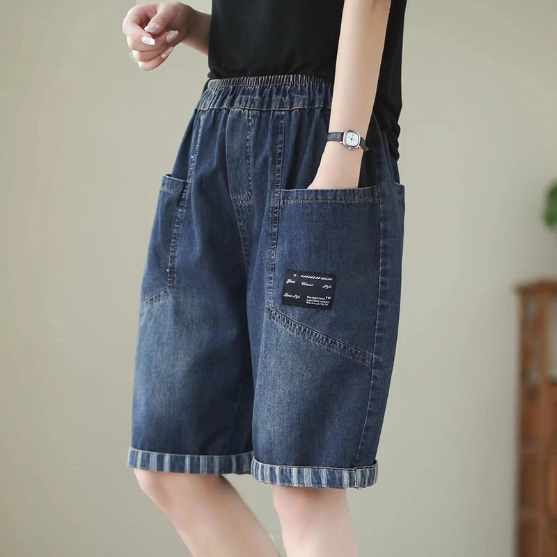 2026 New Summer Thin Denim Shorts for Women, Loose Fit, Slimming Harem Pants, Elastic Waist, Label Casual Knee-Length Shorts 2026 New Summer Thin Denim Shorts for Women, Loose Fit, Slimming Harem Pants, Elastic Waist, Label Casual Knee-Length Shorts