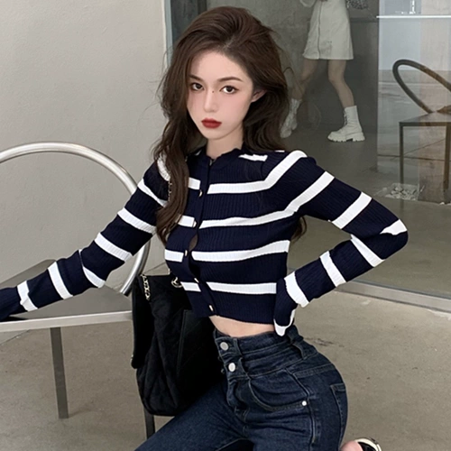 Короткий трикотажный свитер, тонкий кардиган, осенняя приталенная куртка, приталенный лонгслив