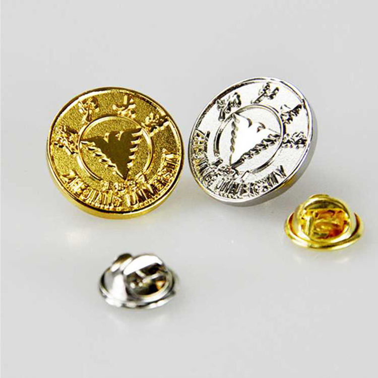 Gold Silver Color in the Mark Badge of Zhejiang Grand School