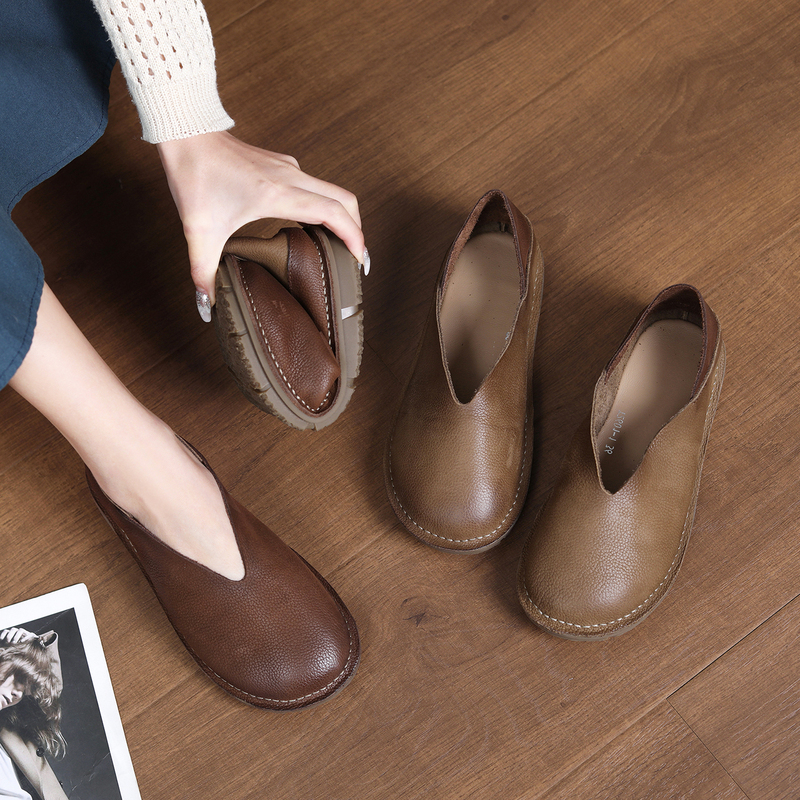 First-Layer Cowhide Granny Shoes, Original Forest-Style Handmade Shoes That Are Not Tiring for the Feet, Loose Soft-Soled Soft-Surface Round-Toe Flat Shoes for Women