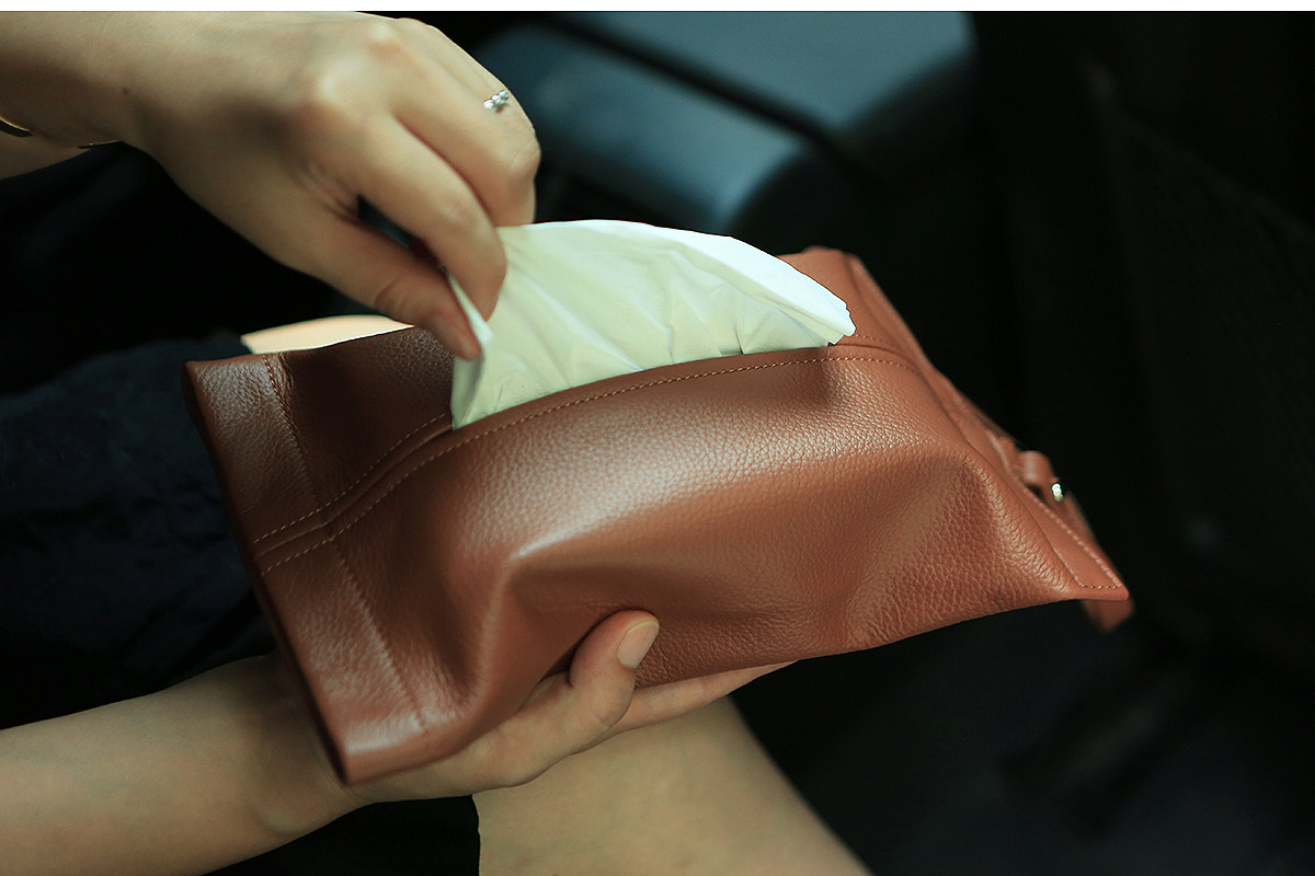 Car-Mounted High-End Tissue Box, Car Armrest Box, Tissue Box, Face Towel Storage Bag, High-End Tissue Cover