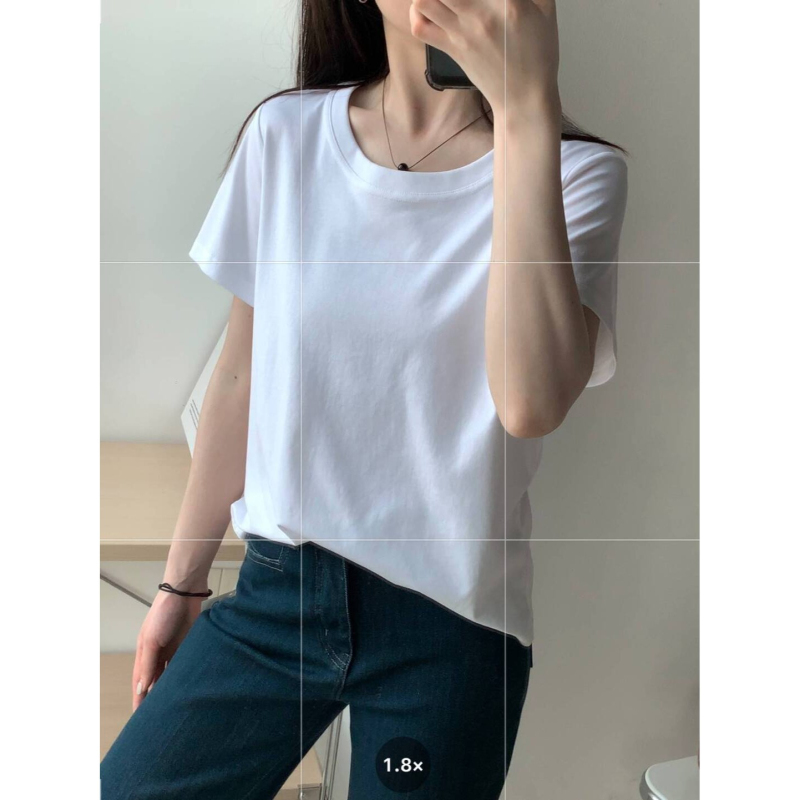 A Simple U-Neck T-Shirt Made from Pure Cotton with a Cool Summer Feel, High-Thread Count, Liquid Ammonia Anti-Wrinkle, Mercerized, Double-Sided, and Branded
