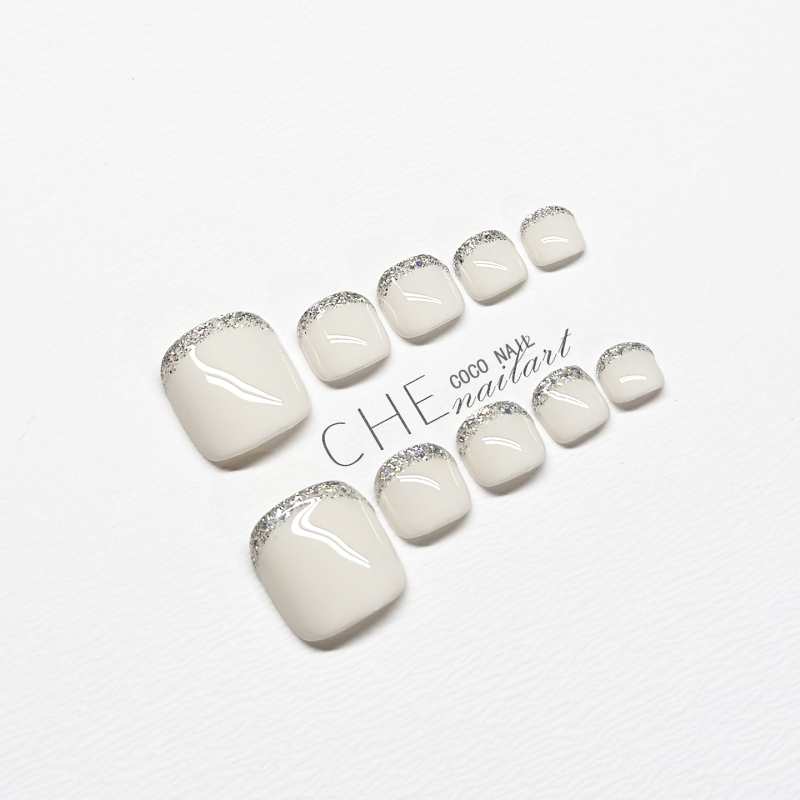 2026 New Handmade Toe Nail Art Wearable Nails with Crushed Diamonds, Solid Color, Versatile, Light Luxury, High-End Toe Nails That Enhance Complexion 825