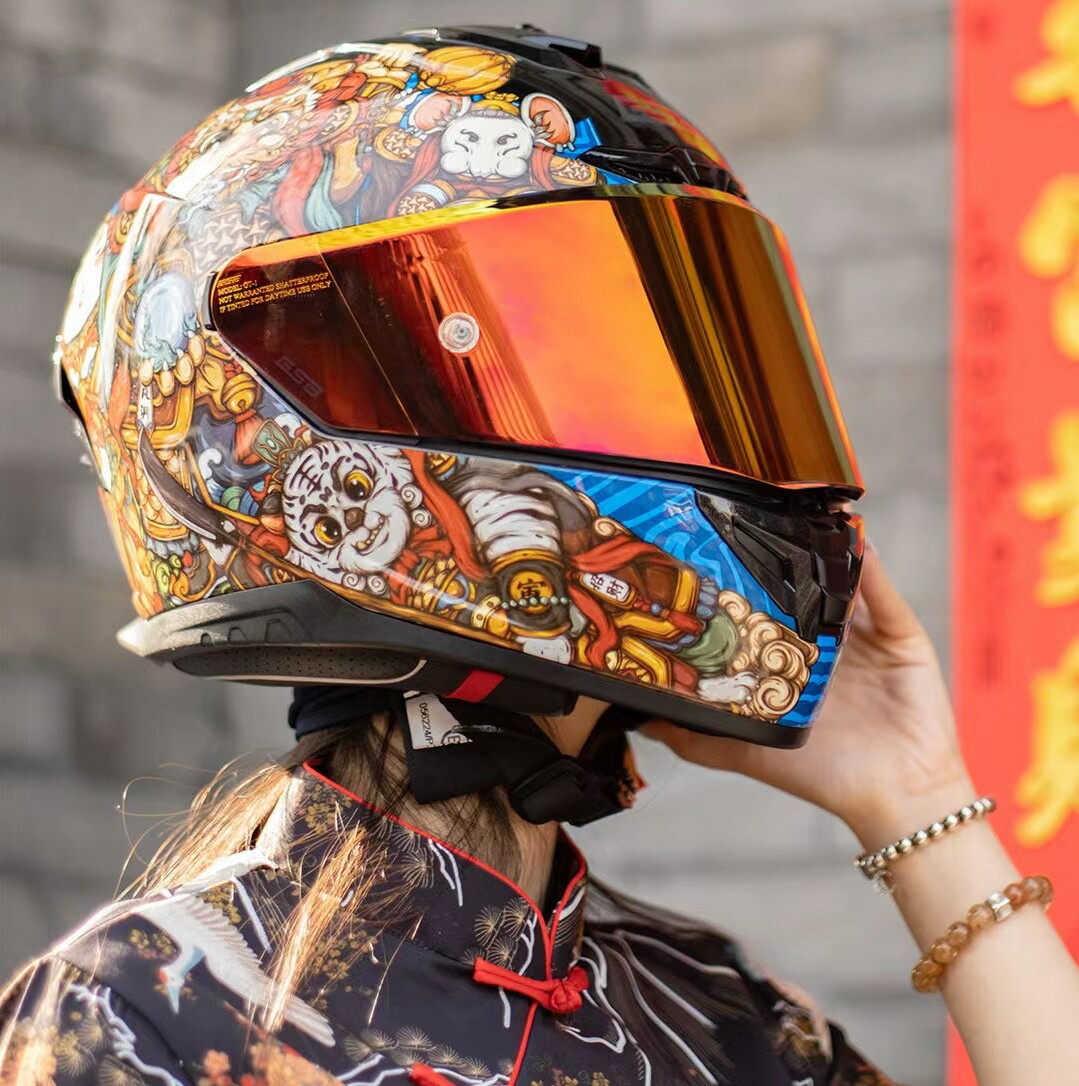 GSB Donglai also co-branded motorcycle helmets for men and women with large tail wings and national tide motorcycle full-coverage helmets 361GT