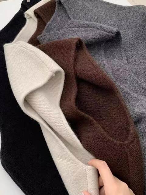 Soft and waxy high-end v-neck sweater cardigan vest for women autumn and winter layered sweater sleeveless outer top