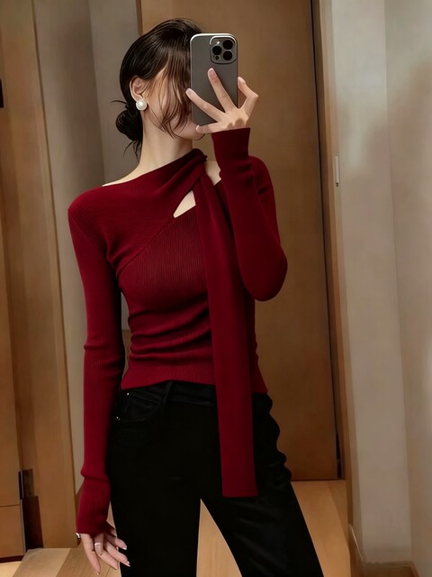Design sense hollow red halterneck streamer knitted bottoming shirt for women in autumn and winter pure desire slim fit inner sweater top