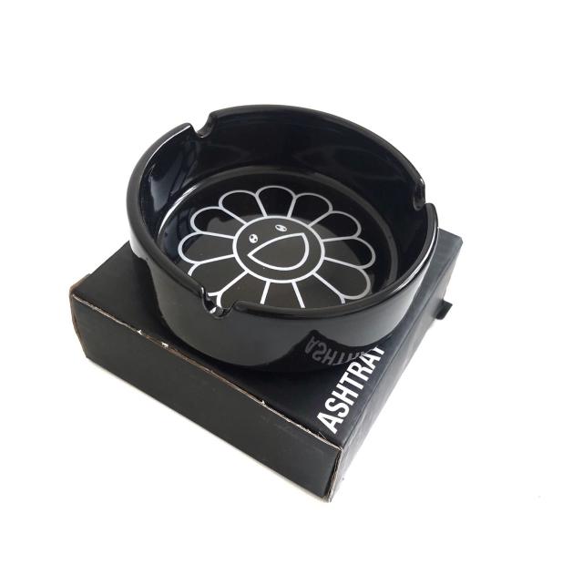 Spot Chicago limited ashtray KAIKAIKIKI sun flower ceramic decoration sun flower decoration