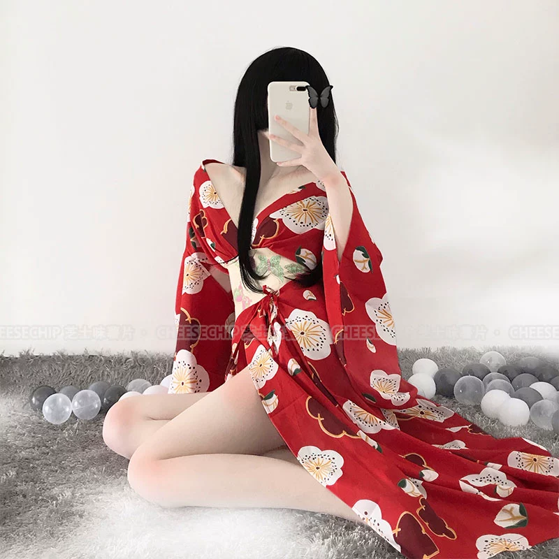 CHEESECHIP: Áo choàng ngủ màu đỏ hoa anh đào, áo choàng tắm suối nước nóng kiểu kimono Nhật Bản, áo dài yukata hoa kiểu Nhật - Night Robe