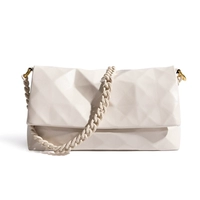 Коллекция молока белый предпочтительнее