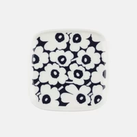 Тарелка маленькая квадратная к 60-летию с белыми цветами 10х10см