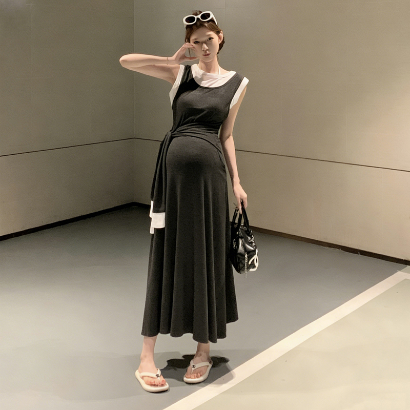 New Summer Elegant Sleeveless Maternity Dress for Women, Long Slimming Gray High-End Style Hot Mom Tank Dress