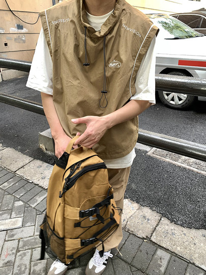 SNIPESITE 原创美式工装山系户外叠穿无袖马甲背心短款机能风外套