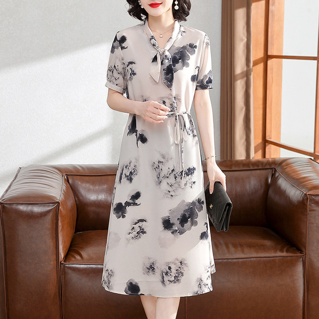 Middle-aged women's mother summer dress foreign temperament dress fashion middle-aged and elderly women's summer skirt clothes 2023 new