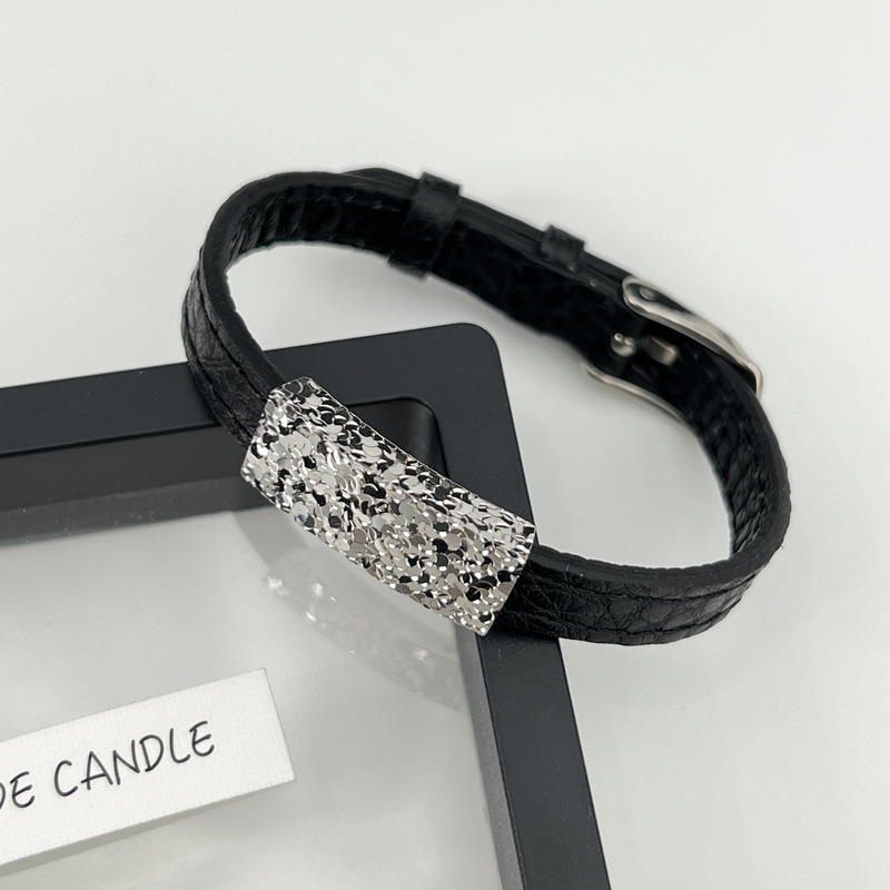 925 Silver Bracelet, Light Luxury, ins Niche Design, Designer Style, Carved with a High-End Feel, Crushed Ice Ice-Skin Rope Silver Bracelet 925 Silver Bracelet, Light Luxury, ins Niche Design, Designer Style, Carved with a High-End Feel, Crushed Ice Ice-Skin Rope Silver Bracelet