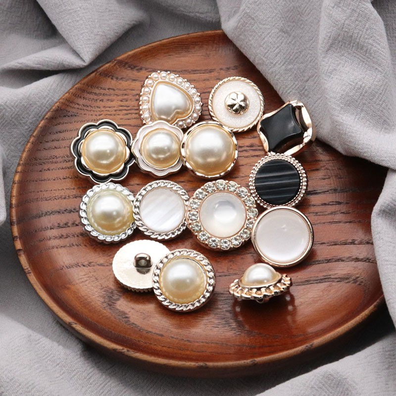 Small fragrant style diamond-studded pearl hundred tower coat hidden button high-end sweater woolen cardigan button pajamas decorative button