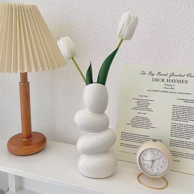 Nordic Ins-style creative ceramic vase, light luxury and high-end pebble home living room flower arrangement and water care decorative item