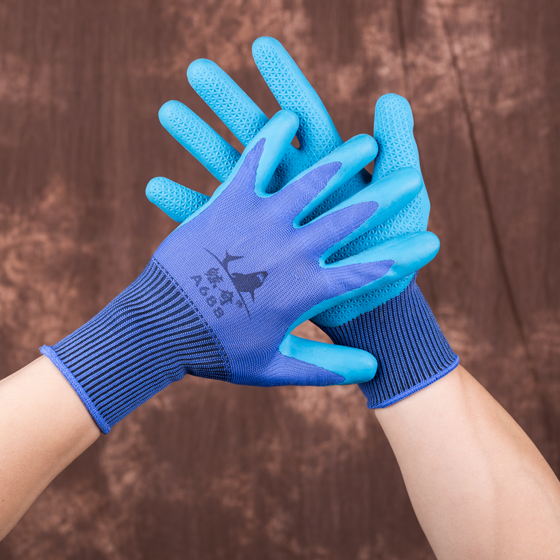Whale Qi A688 labor insurance gloves with rubber embossing mechanical breathable non-slip excellent Naibao special wear-resistant natural latex oil-proof