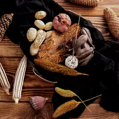 Retro natural dry food shooting photography photo dried fruit Christmas background decoration forest dry flower with props