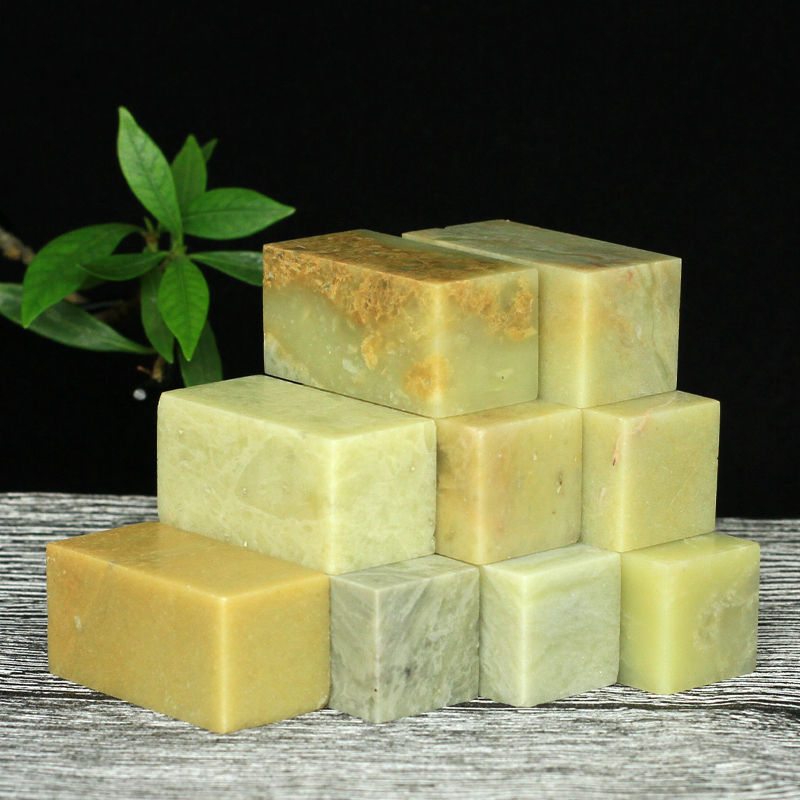 Qingtian stone 2*2*4CM Practice chapter Stone chapter Seal stone seal material Seal stone beginner gold stone seal carving chapter