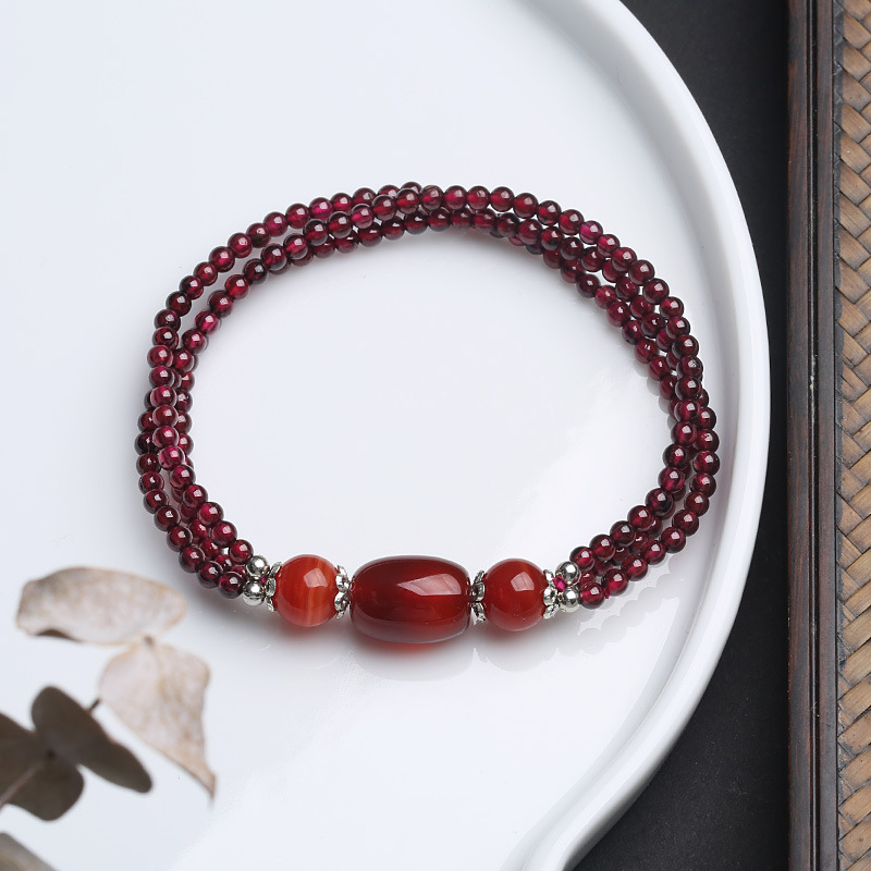 Natural three-in-one pomegranate stone hand-made red Manau barrel bead triple hand string minimalist personality hand decoration