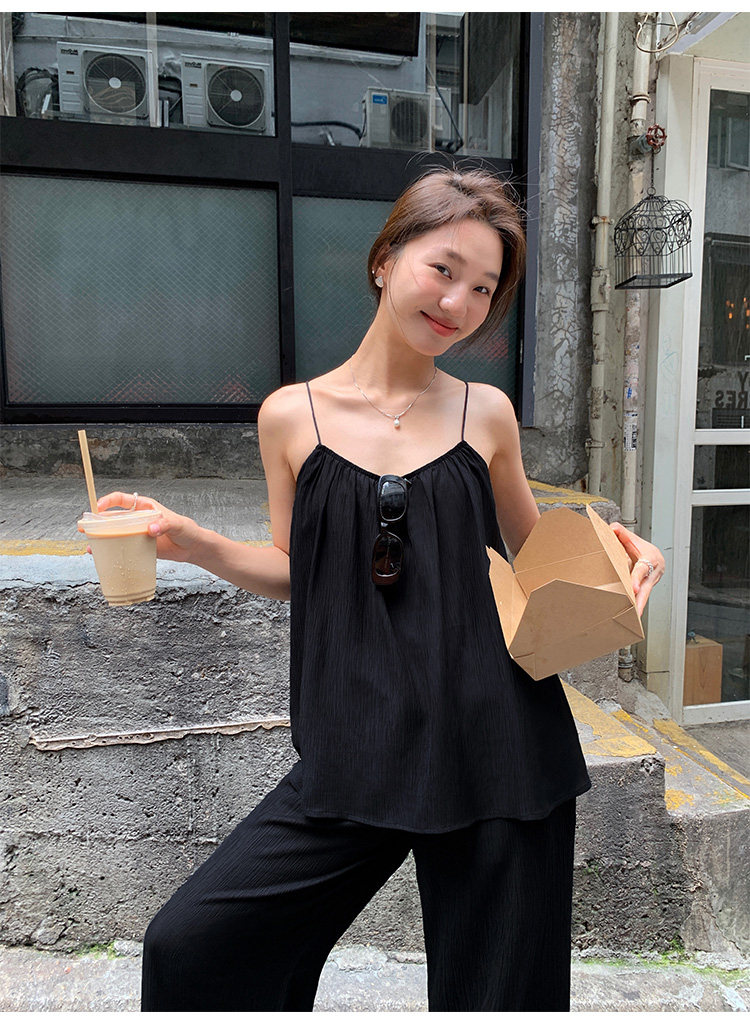 Топы/майки pusumede 黑色吊带背心女夏外穿宽松露背小衫设计感小众无袖上衣