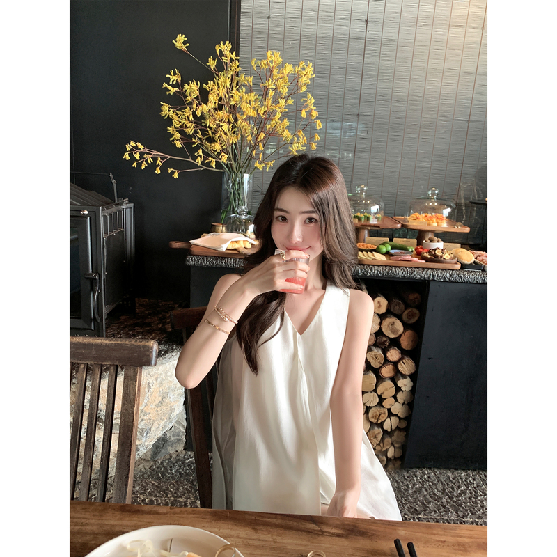 Pusumede Cool Mist Veil Acetate Slimming Glossy V-Neck Tank Top for Women with Draped Ribbon Sleeveless Shirt Top Pusumede Cool Mist Veil Acetate Slimming Glossy V-Neck Tank Top for Women with Draped Ribbon Sleeveless Shirt Top