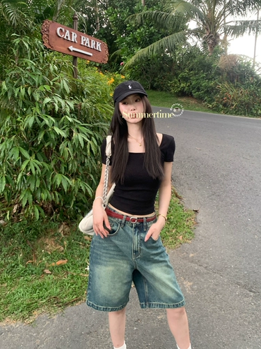 pusumede Трикотажная футболка, квадратный вырез, облегающий крой