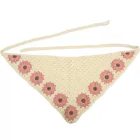 Бежевый шарф на солнечной энергии, в цветочек