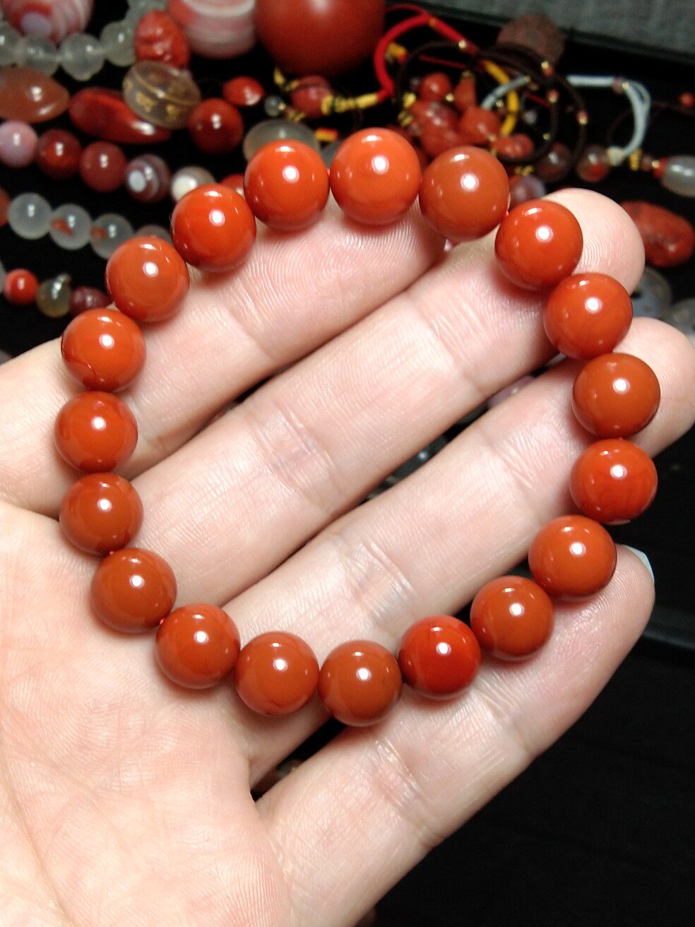 Small Su Su Chuan Stock South Red Manate Tomatoes Red Ice Floating Old Type Beads Hand Alchemy String Pendant Lock Bones Small Landowners Uni-Pearl