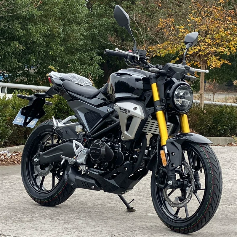 Гоши мощность точка Bentian CB150R уличный автомобиль Шеньжу Гром V8 200cc тяжёлый моторный транспорт мотоцикл мотоцикл