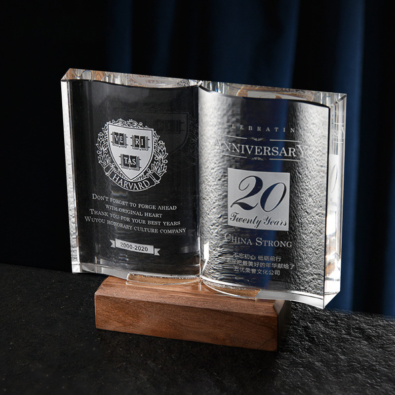 School emblem anniversary graduation souvenir crystal trophy custom teacher's day gift book book set table