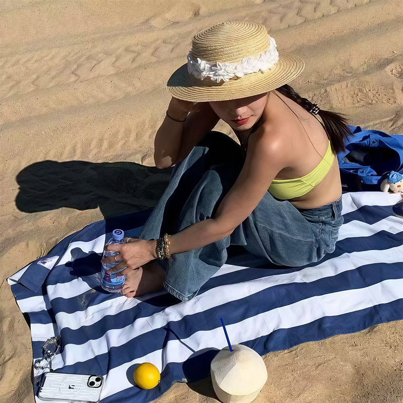 Beach Towel, Beach Blanket, Beach Mat, Beach Cloth, Extra Large, Highly Absorbent, Quick-Drying, Sun Protection Bath Towel, Beach Photo Props