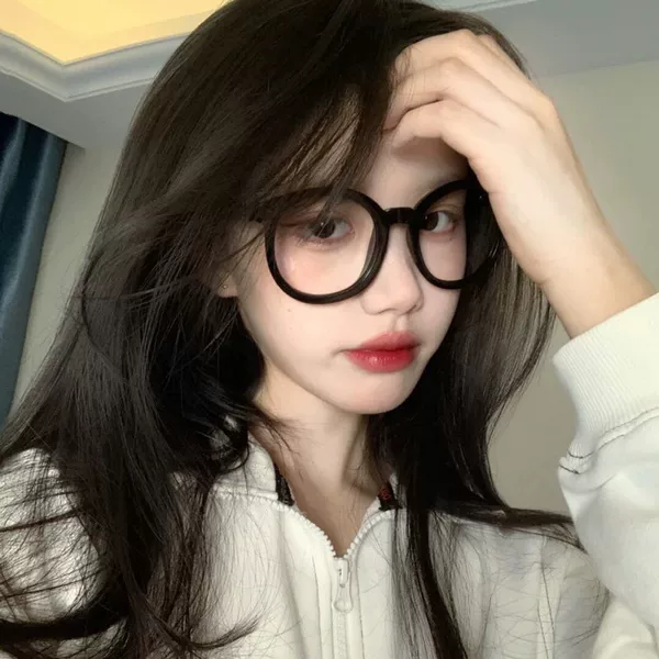 Товары от 小女孩眼镜