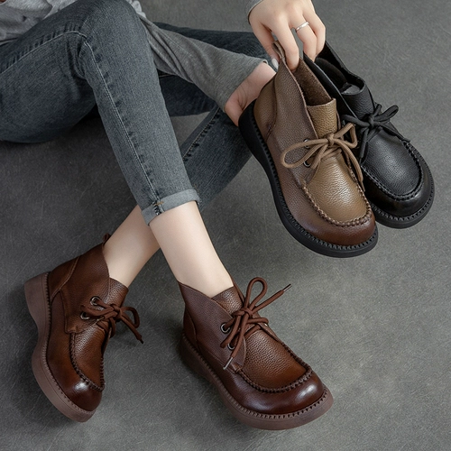 Демисезонные комфортные универсальные высокие короткие сапоги для матери для отдыха для кожаной обуви, из натуральной кожи, для среднего возраста, мягкая подошва