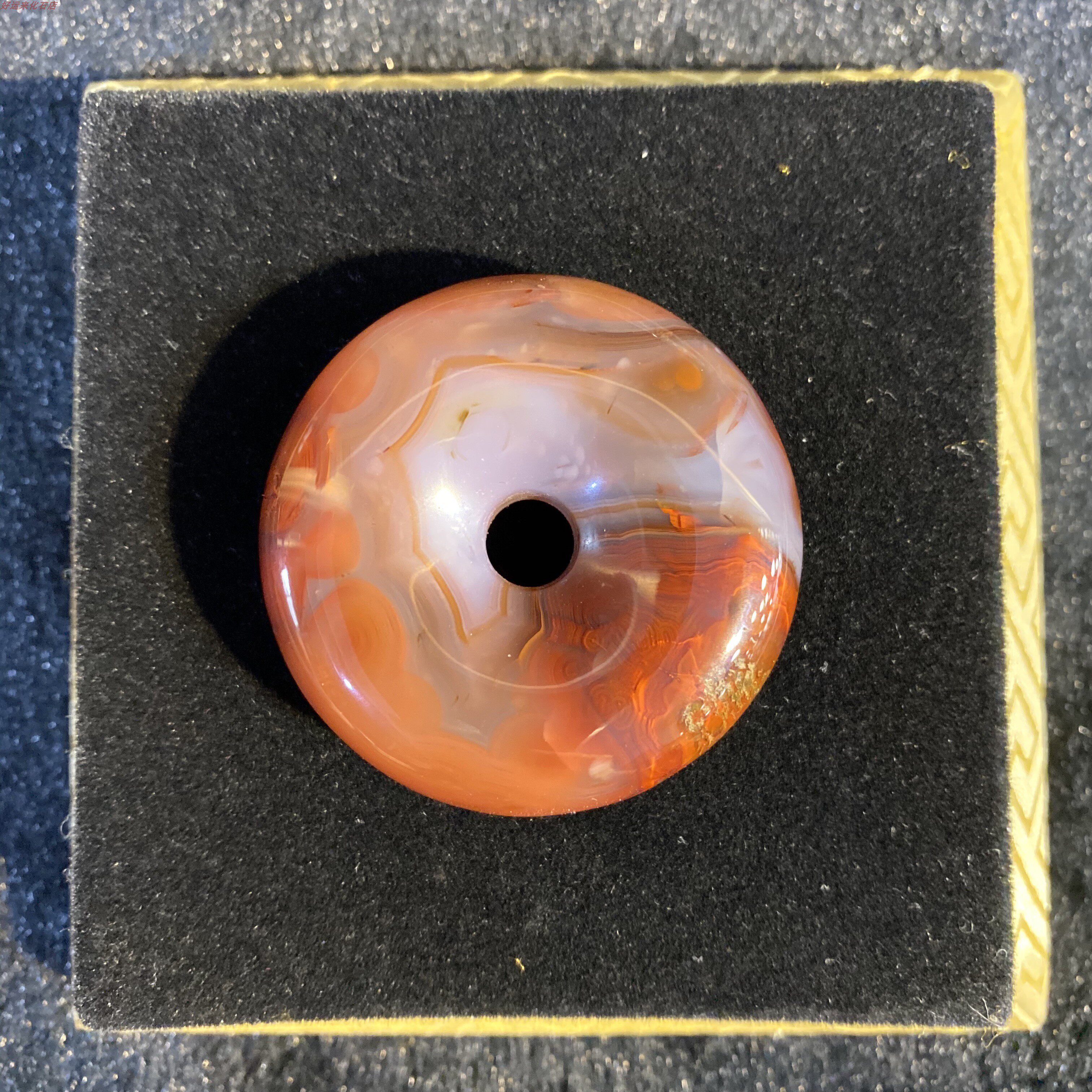 Western Liaoning Chaoyang North Ticket Warring States Red Agate Safety Buckle Pendant Natural Jewelry Gift Pendant