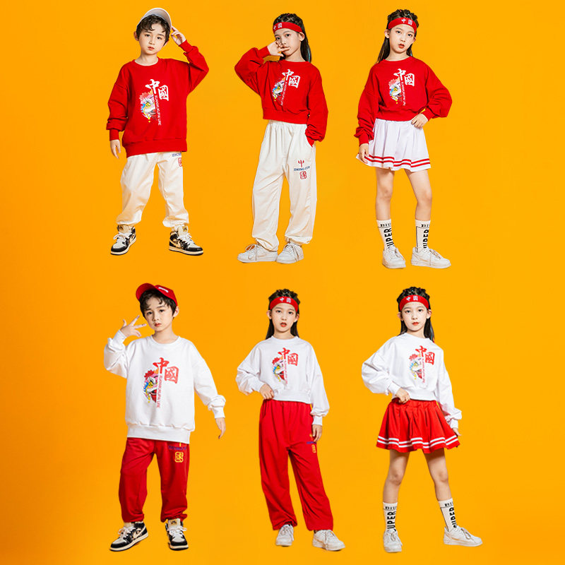 Children acted out of the kindergarten cheerleading team performance Costume Elementary School Athletic Wear Group Chorus Dance Suit