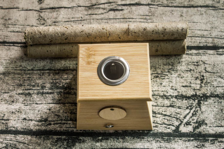 Xiangyi Royal Artemisia Bamboo Moxibustion Box Magnet Household Universal