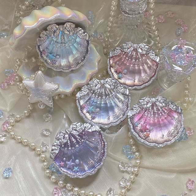 Flower Knows Shell Pearl Silk Satin Blush Low Temperature Dehydration Clear and Natural with a Powder-Free Glow