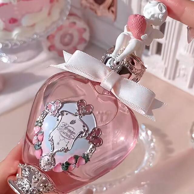 Flower Knows Strawberry Cupid Eau De Toilette Rich Milky Fragrance Sweet Floral Fruity Scent Long-Lasting 50ml