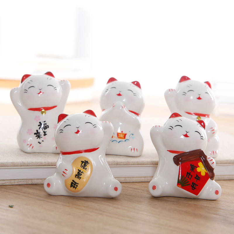 Property Cat Small Swing Piece Small Number Mini Creative Cute Ceramic Makeup Desk Desk Office Small Pendulum Girl