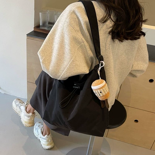 Сумка через плечо для отдыха, вместительная и большая универсальная сумка на одно плечо, популярно в интернете