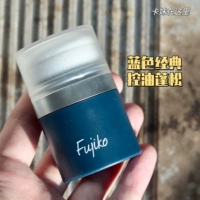 Синий, классический, контроль жирного блеска, придает объем