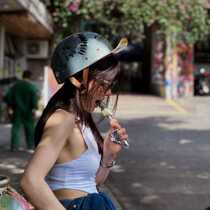 Japanese retro motorcycle motorcycle helmet mens and womens small helmet body helmet half helmet four seasons electric car scoop helmet