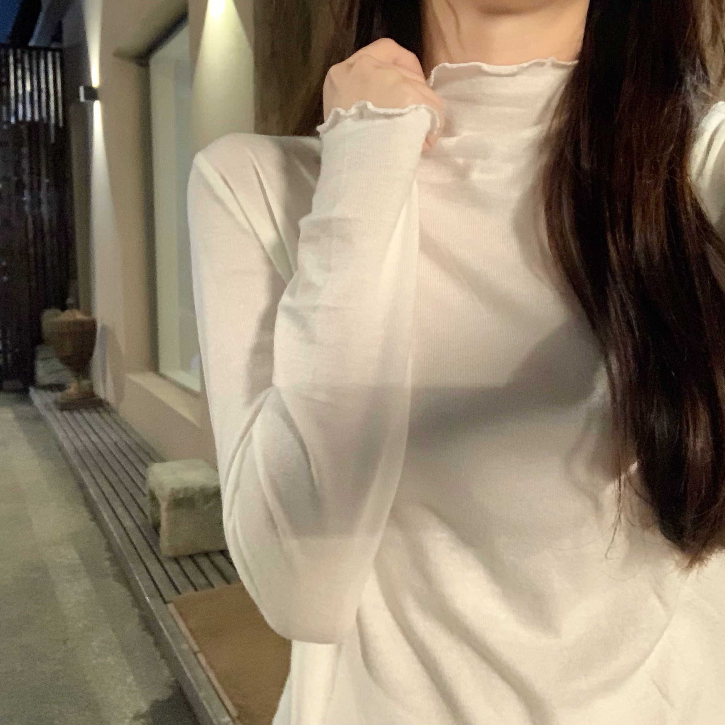 A sweet peach yikett winter article all-match milky white curled skin-friendly soft waxy bottoming shirt