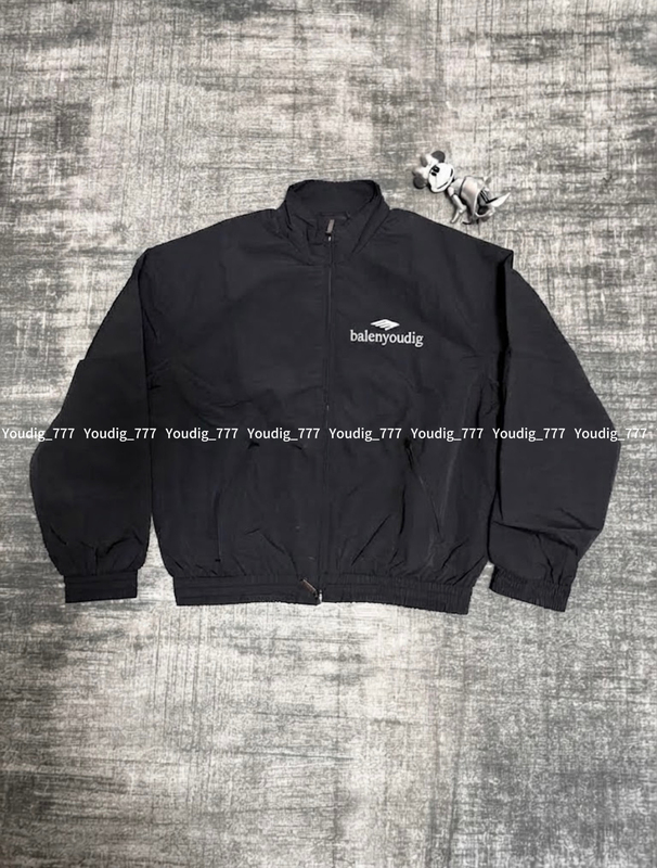 Fw24 3B Icon Windproof, Waterproof, Stain-Resistant, Stiff Three-Layer Poplin Nylon Fabric Ski Jacket Fw24 3B Icon Windproof, Waterproof, Stain-Resistant, Stiff Three-Layer Poplin Nylon Fabric Ski Jacket