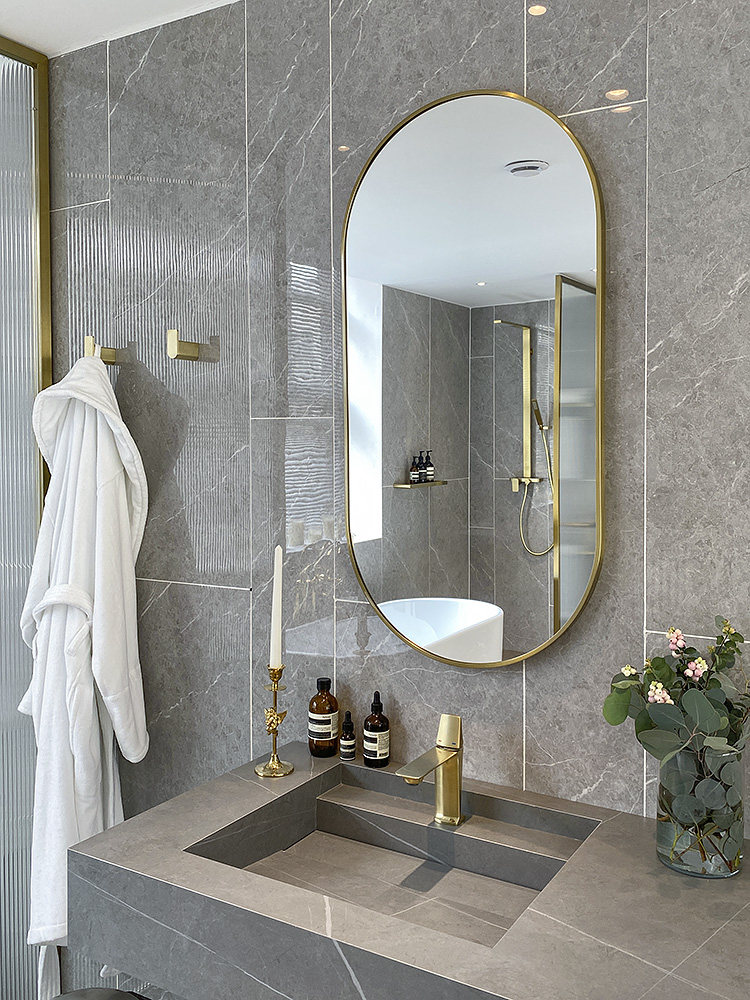 Nordic bathroom mirror Brass gold hand wash powder room Living room wall Stainless steel anti-fog oval ultra-white mirror with lamp