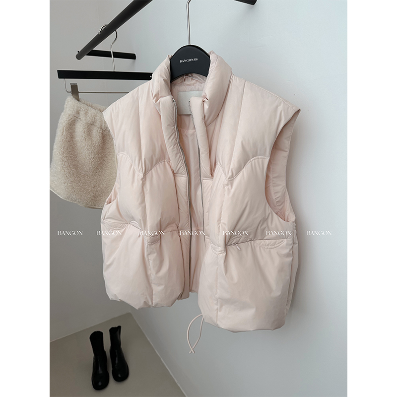Pink Short down Vest for Women, 2024 New Winter Style, Unique and Super Stylish, Lightweight and Versatile Jacket for Petite Figures